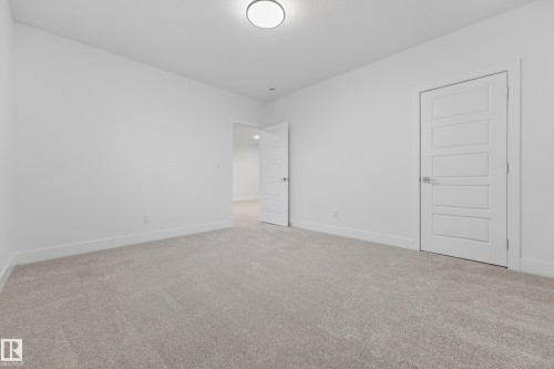 7093 Kiviaq Crescent, Edmonton, AB - Indoor Photo Showing Other Room