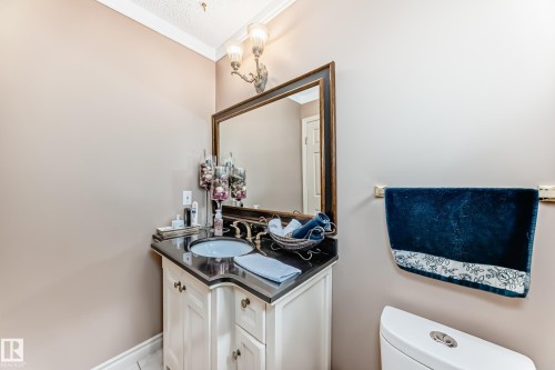 17416 53 Avenue, Edmonton, AB - Indoor Photo Showing Bathroom