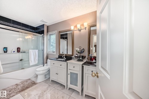 17416 53 Avenue, Edmonton, AB - Indoor Photo Showing Bathroom
