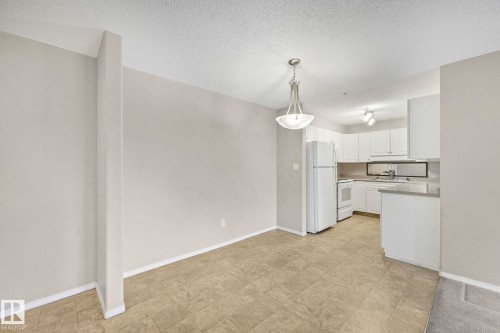 216 13625 34 Street, Edmonton, AB - Indoor Photo Showing Kitchen