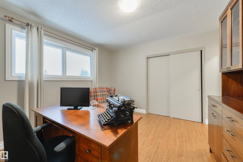 13420 60 Street, Edmonton, AB 