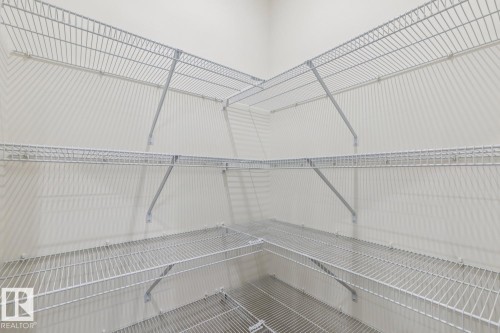 309 26 Street, Edmonton, AB - Indoor With Storage