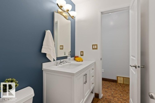 13 Glenwood Crescent, St. Albert, AB - Indoor Photo Showing Bathroom