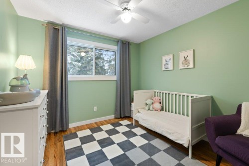 13 Glenwood Crescent, St. Albert, AB - Indoor Photo Showing Bedroom