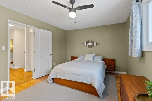 13 Glenwood Crescent, St. Albert, AB - Indoor Photo Showing Bedroom