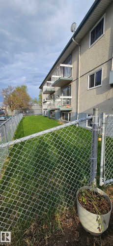 108 3720 118 Avenue, Edmonton, AB - Outdoor