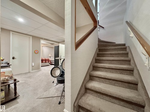 1035 109 St, Edmonton, AB - Indoor Photo Showing Other Room