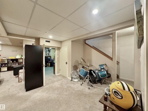 1035 109 St, Edmonton, AB - Indoor