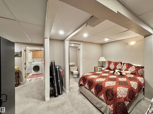 1035 109 St, Edmonton, AB - Indoor