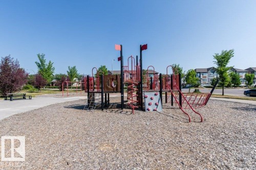 101 320 Secord Boulevard, Edmonton, AB - Outdoor