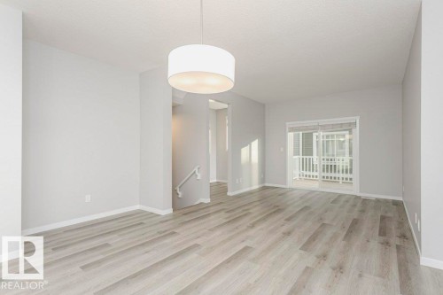 101 320 Secord Boulevard, Edmonton, AB - Indoor Photo Showing Other Room