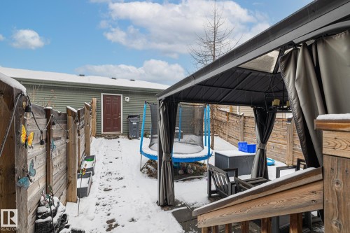 384 Charlesworth Drive, Edmonton, AB - Outdoor With Exterior