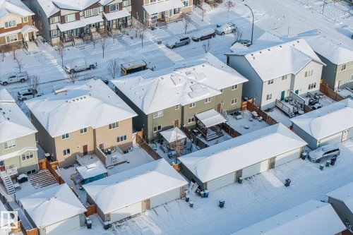 384 Charlesworth Drive, Edmonton, AB - Outdoor