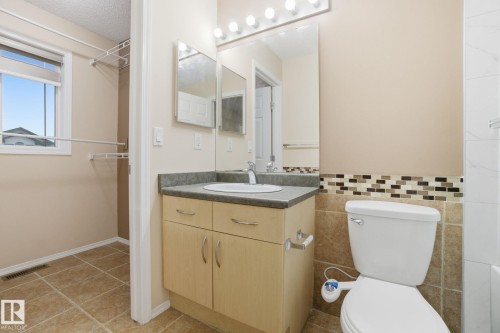 3316 24 Avenue, Edmonton, AB - Indoor Photo Showing Bathroom