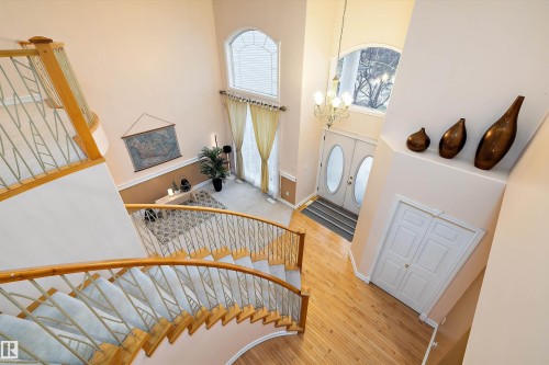 318 Darlington Crescent, Edmonton, AB - Indoor Photo Showing Other Room