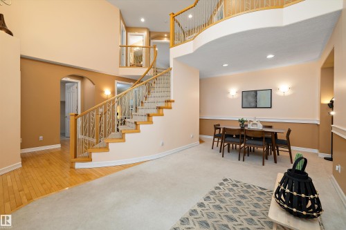 318 Darlington Crescent, Edmonton, AB - Indoor Photo Showing Other Room