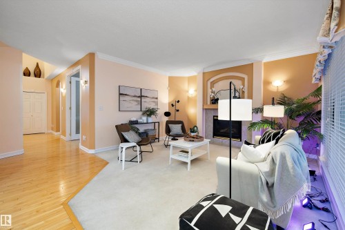 318 Darlington Crescent, Edmonton, AB - Indoor Photo Showing Living Room With Fireplace