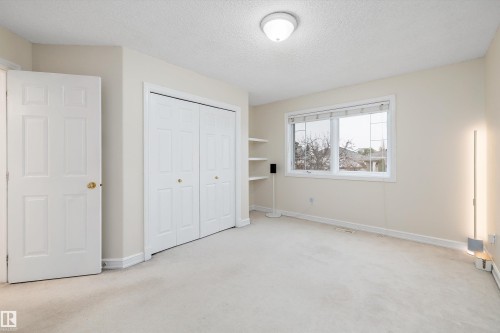 318 Darlington Crescent, Edmonton, AB - Indoor