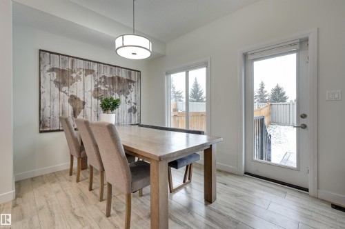 7234 Chivers Place, Edmonton, AB - Indoor Photo Showing Dining Room