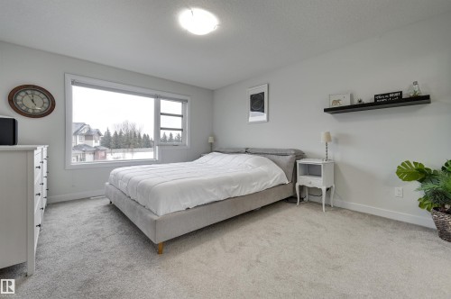 7234 Chivers Place, Edmonton, AB - Indoor Photo Showing Bedroom