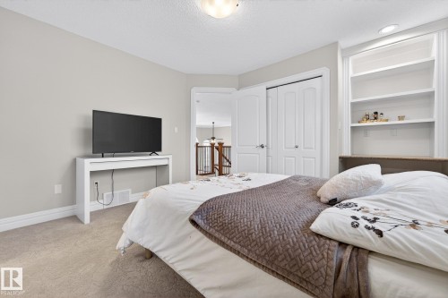 49 Loiselle Way, St. Albert, AB - Indoor Photo Showing Bedroom