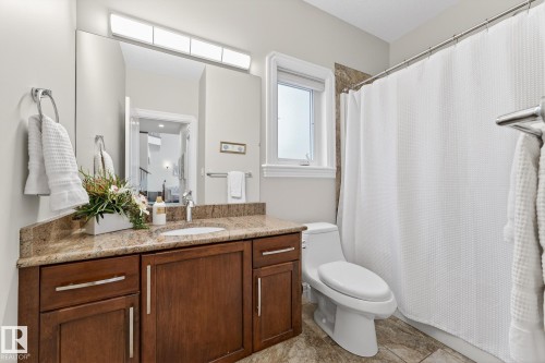 49 Loiselle Way, St. Albert, AB - Indoor Photo Showing Bathroom