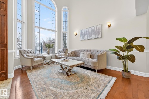 49 Loiselle Way, St. Albert, AB - Indoor Photo Showing Living Room