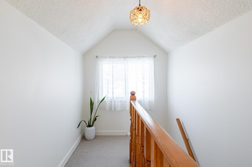 11502 89 Street, Edmonton, AB - Indoor Photo Showing Other Room