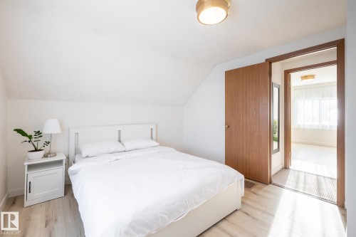 11502 89 Street, Edmonton, AB - Indoor Photo Showing Bedroom