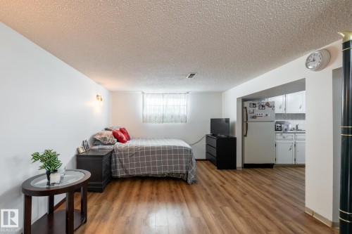 11502 89 Street, Edmonton, AB - Indoor Photo Showing Bedroom
