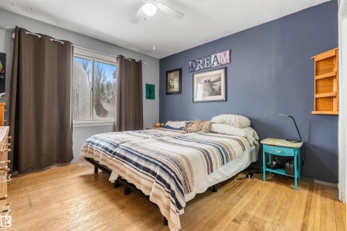 55229 Range Road 13, Rural Lac Ste. Anne County, AB - Indoor Photo Showing Bedroom