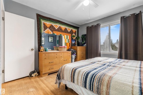 55229 Range Road 13, Rural Lac Ste. Anne County, AB - Indoor Photo Showing Bedroom