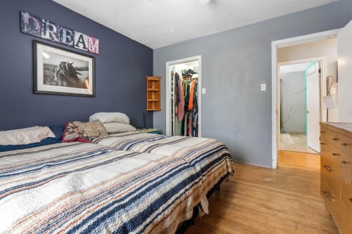 55229 Range Road 13, Rural Lac Ste. Anne County, AB - Indoor Photo Showing Bedroom