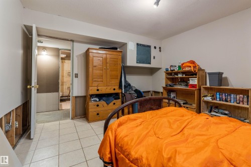 55229 Range Road 13, Rural Lac Ste. Anne County, AB - Indoor Photo Showing Bedroom