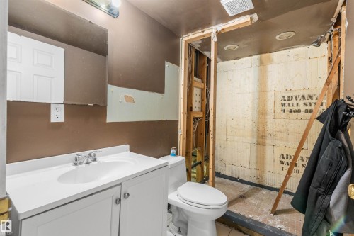 55229 Range Road 13, Rural Lac Ste. Anne County, AB - Indoor Photo Showing Bathroom