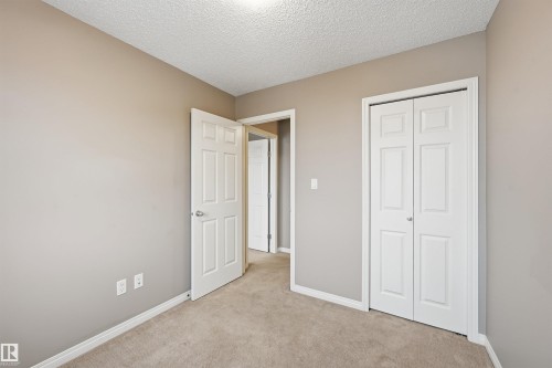 4033 Orchards Drive, Edmonton, AB - Indoor Photo Showing Other Room