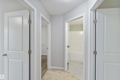 54 2072 Wonnacott Way, Edmonton, AB - Indoor Photo Showing Other Room