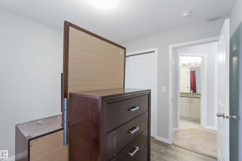 54 2072 Wonnacott Way, Edmonton, AB - Indoor Photo Showing Other Room