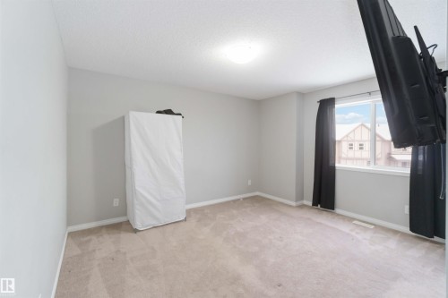 54 2072 Wonnacott Way, Edmonton, AB - Indoor Photo Showing Other Room
