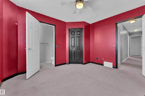 829 Blacklock Way, Edmonton, AB - Indoor Photo Showing Other Room