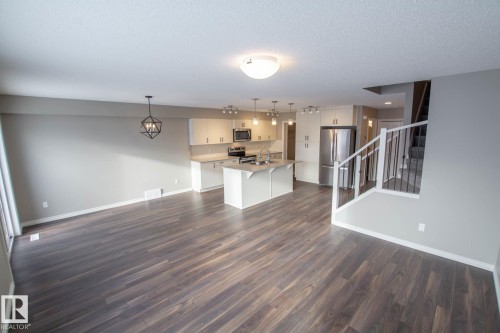 344 172 Avenue, Edmonton, AB - Indoor
