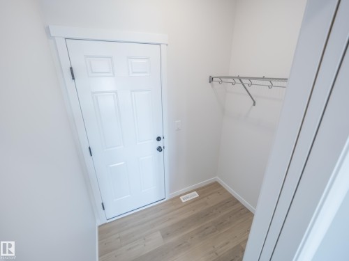 312 173 Avenue, Edmonton, AB - Indoor