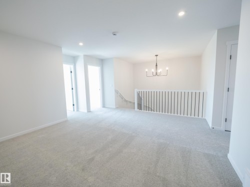 312 173 Avenue, Edmonton, AB - Indoor Photo Showing Other Room