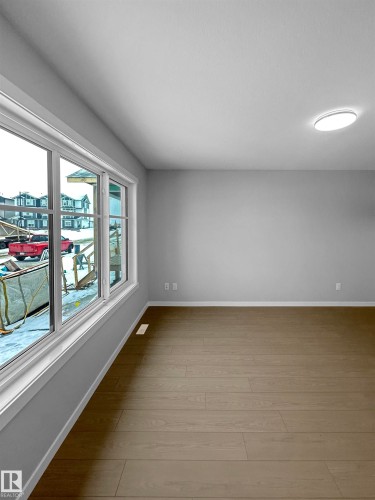 328 172 Avenue, Edmonton, AB - Indoor Photo Showing Other Room
