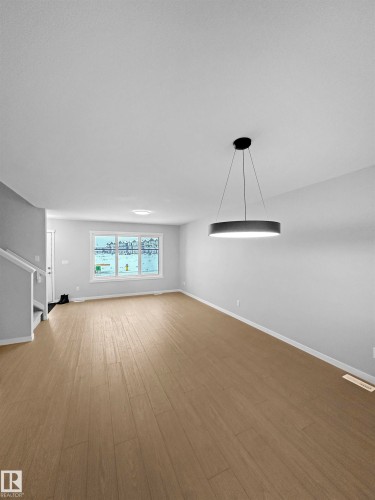 328 172 Avenue, Edmonton, AB - Indoor Photo Showing Other Room