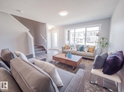 326 172 Avenue  Edmonton, AB T5Y 4G8