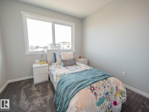 326 172 Avenue, Edmonton, AB - Indoor Photo Showing Bedroom