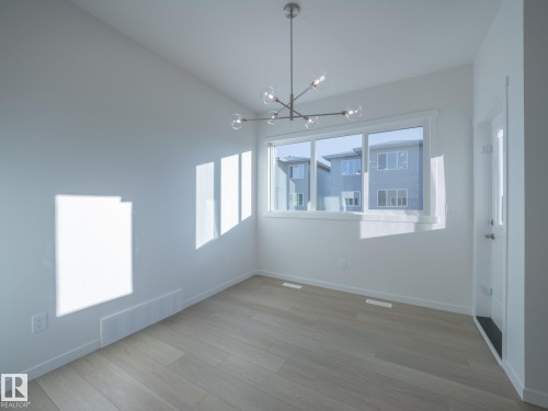 17732 7 Street, Edmonton, AB - Indoor Photo Showing Other Room