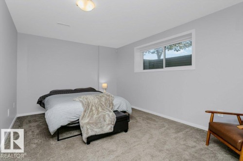 9109 98 Avenue, Edmonton, AB - Indoor Photo Showing Bedroom