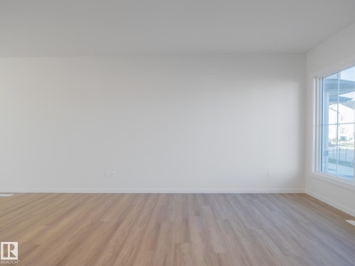 17334 6A Street, Edmonton, AB - Indoor Photo Showing Other Room